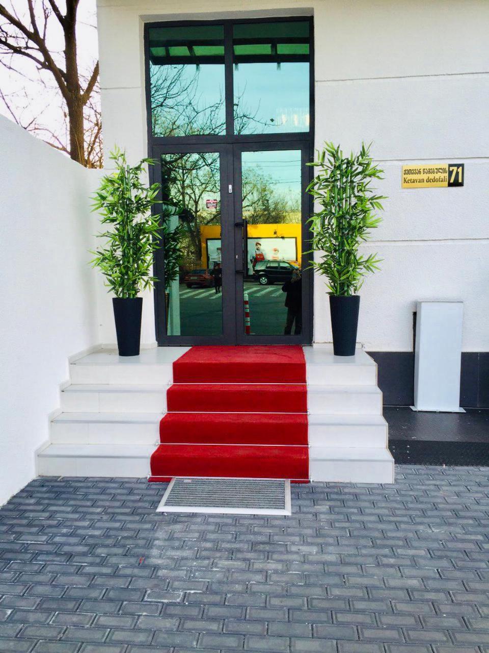 Lords Hotel Tbilisi Exterior photo