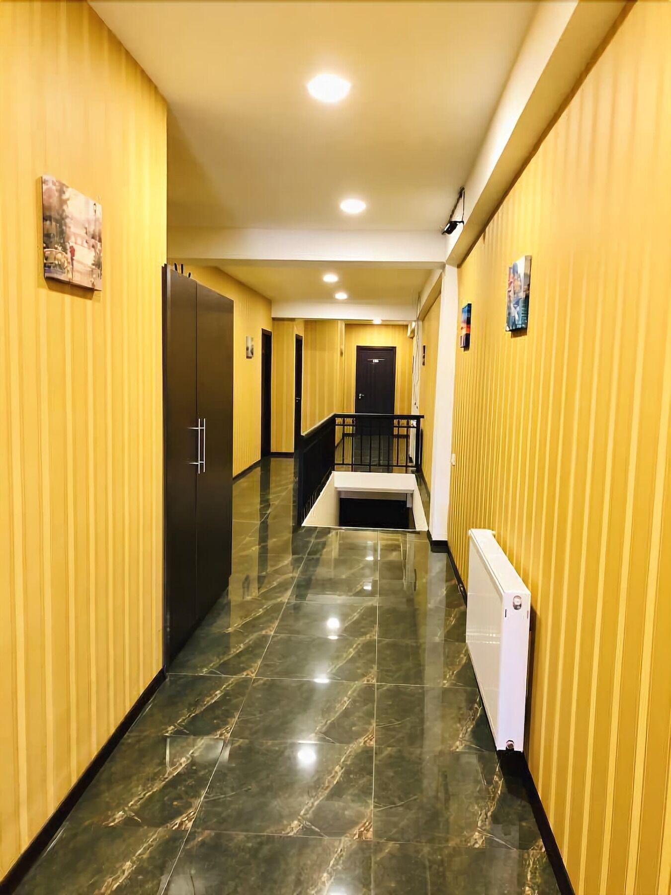 Lords Hotel Tbilisi Exterior photo